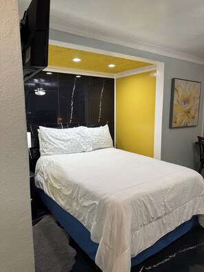 1 chambre, fer et planche à repasser, Wi-Fi, draps fournis