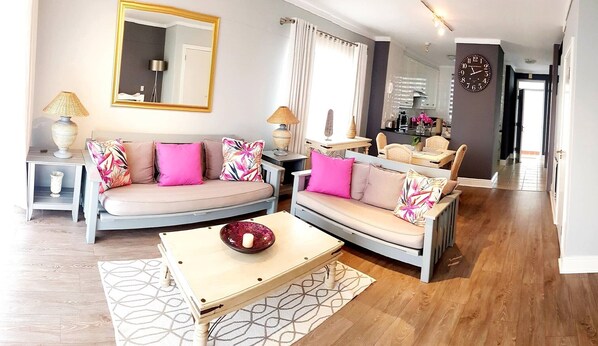 Departamento Confort, 2 habitaciones | Área de sala de estar
