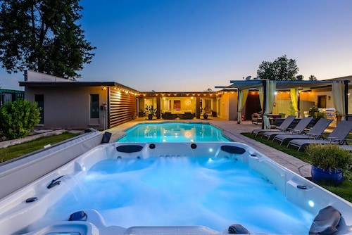 Most desirable neighborhood in Scottsdale.  2 masters, private 1 acre lot