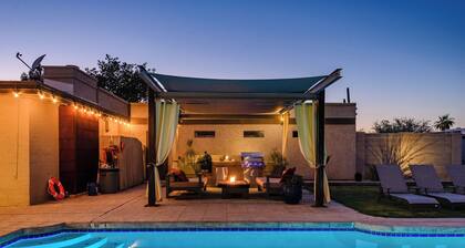Most desirable neighborhood in Scottsdale. 2 masters, private 1 acre lot