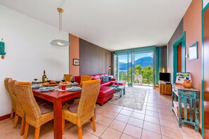 Interior - Porto Letizia T14, Porlezza, Italy (Porlezza)