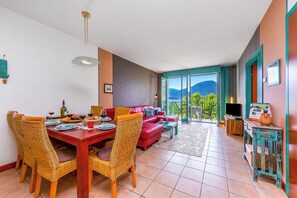 Interior - Porto Letizia T14, Porlezza, Italy (Porlezza)