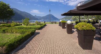 Porto Letizia Deluxe, Porlezza, Italy