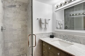 Bathtub, hair dryer