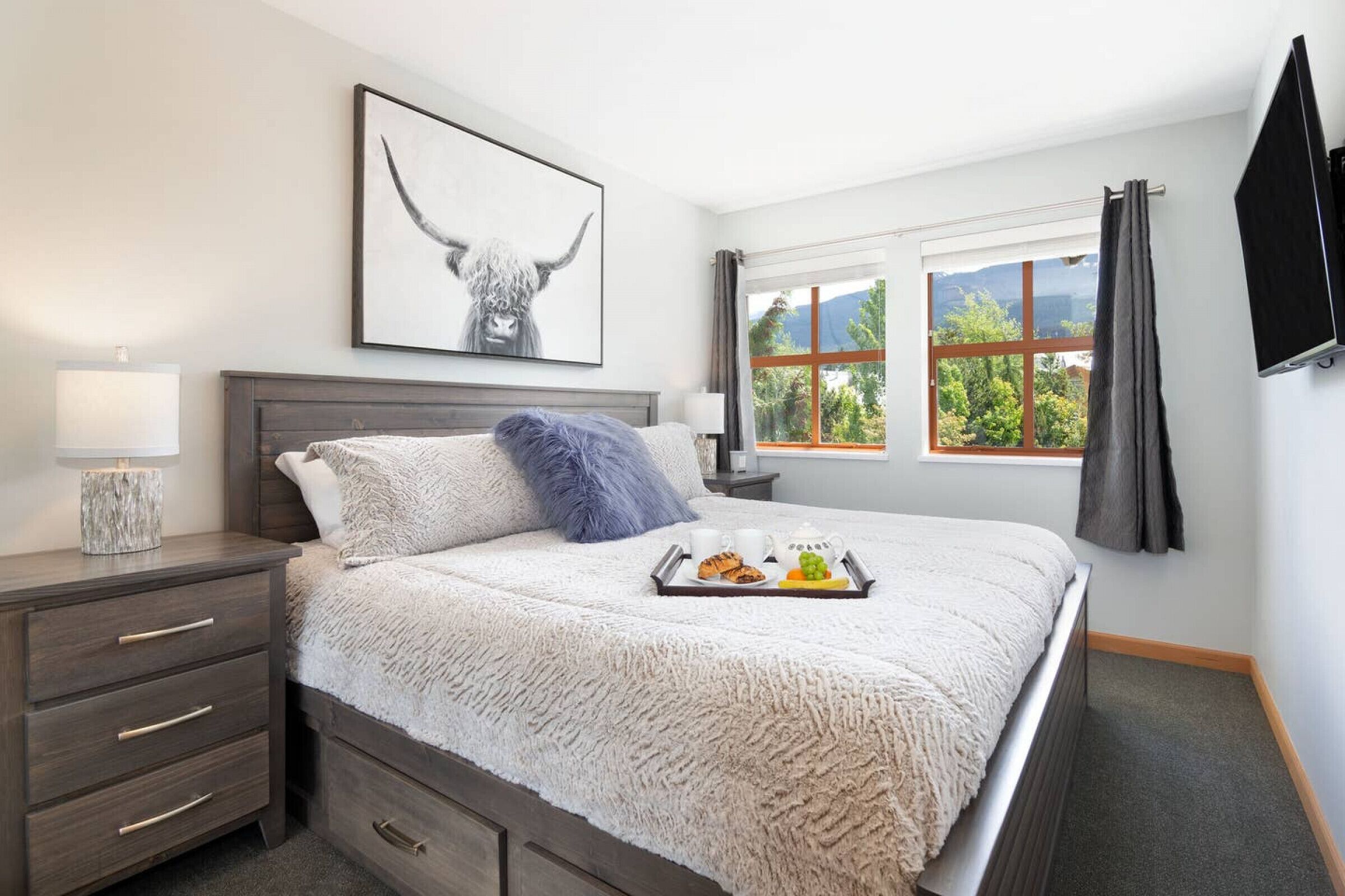 1 bedroom, desk, iron/ironing board, WiFi