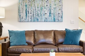 Fernseher, Kamin