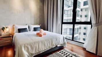 3 bedrooms, blackout drapes, iron/ironing board, WiFi