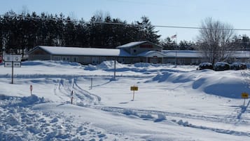 雪地及滑雪運動