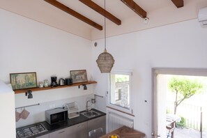 Fridge, oven, stovetop, dishwasher - Vacation Cottage La Vigna with Pool (Lonigo)