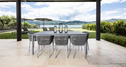 Villa am Wörthersee con muelle privado