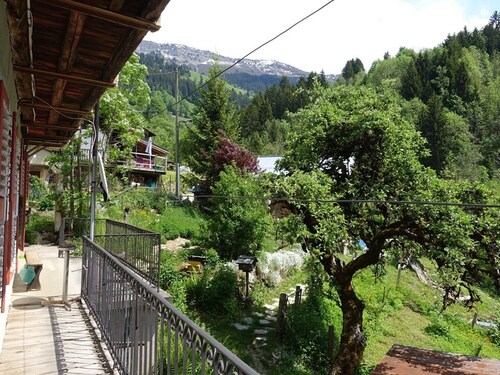 Spacious apartment in traditional chalet with balcony for 5 pers. in Arêches-Beaufort