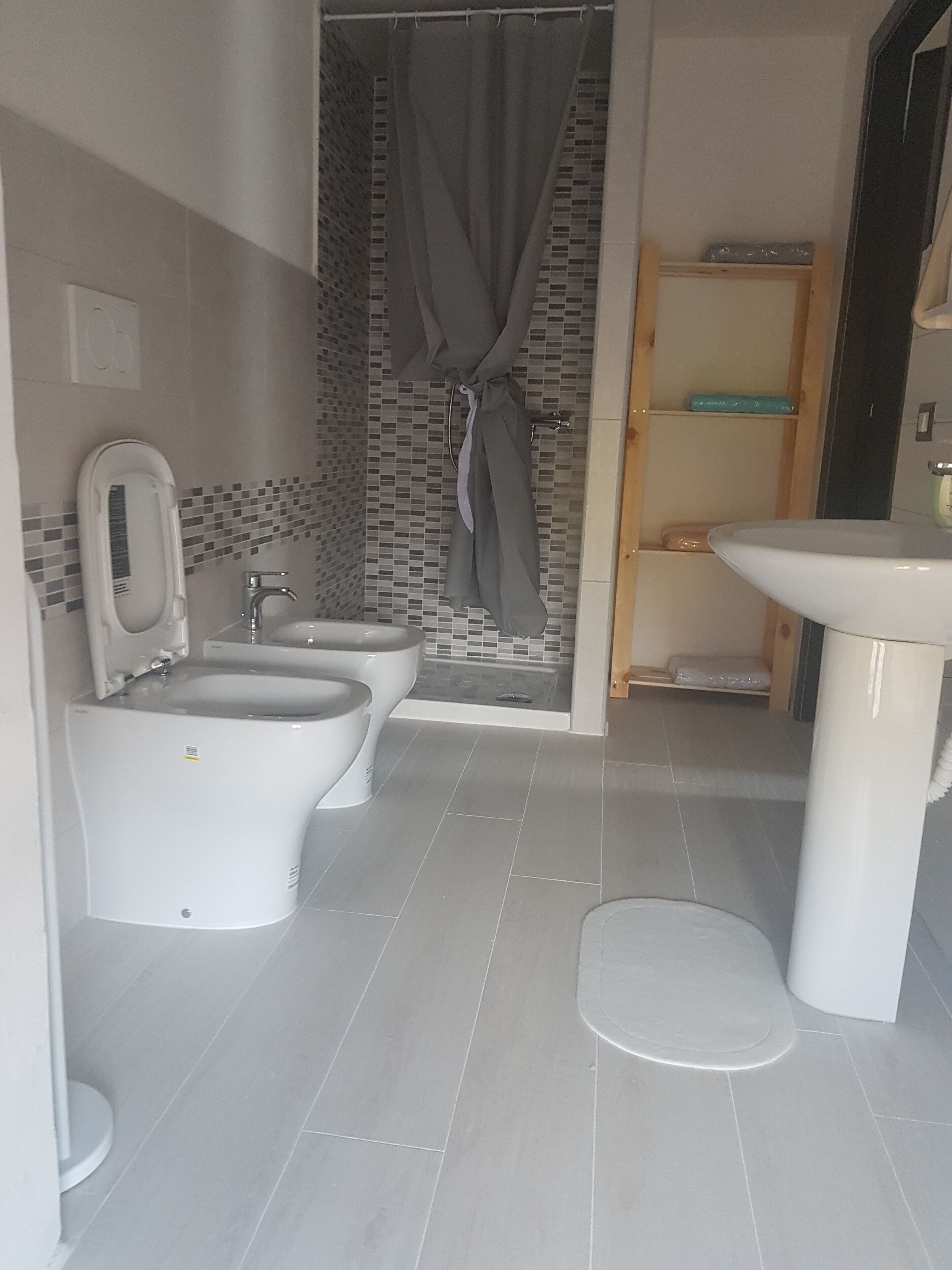 Articles de toilette gratuits, sèche-cheveux