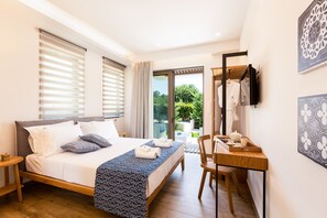 5 Schlafzimmer, Zimmersafe, Bügeleisen/Bügelbrett, Reisekinderbett