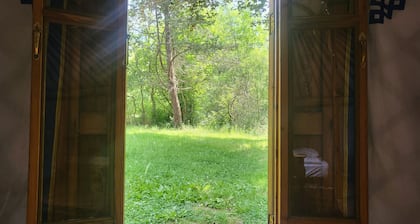 --- Mongolian yurt ---