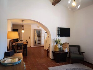 Dining - Charming country house in Provence, perfect for families (Néoules)