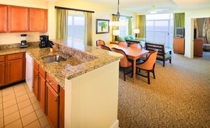 Interior - Two Bedroom Ocean Front Luxury Condo, Myrtle Beach (1751809) (Myrtle Beach)