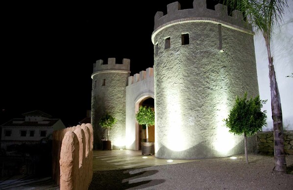 Exterior - Studio and terrace with mountain views (Arenas)