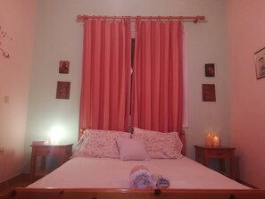 2 bedrooms, soundproofing, iron/ironing board, WiFi