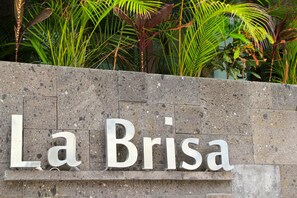 Front of property - Las Brisas Condominios (Playa del Carmen)