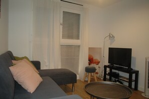 Living area - T2 Palace of Justice apartment Downtown (Toulouse)