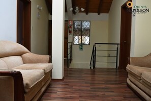 Interior - Quinta Napoleon Elegance and Confort (Quito)