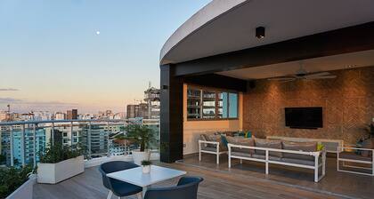 ★Yellowkey Designer Loft: City Views 1BR Piantini★