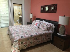 2 bedrooms, in-room safe, desk, iron/ironing board