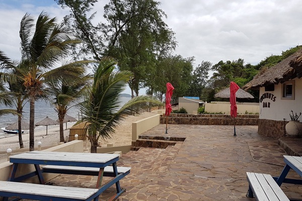 Bilene Lagoon Beach Area from Restaurant Palmeiras