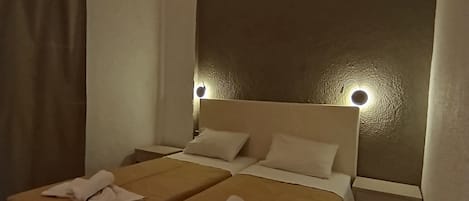 1 soverom, strykejern/-brett, wi-fi (inkludert) og sengetøy