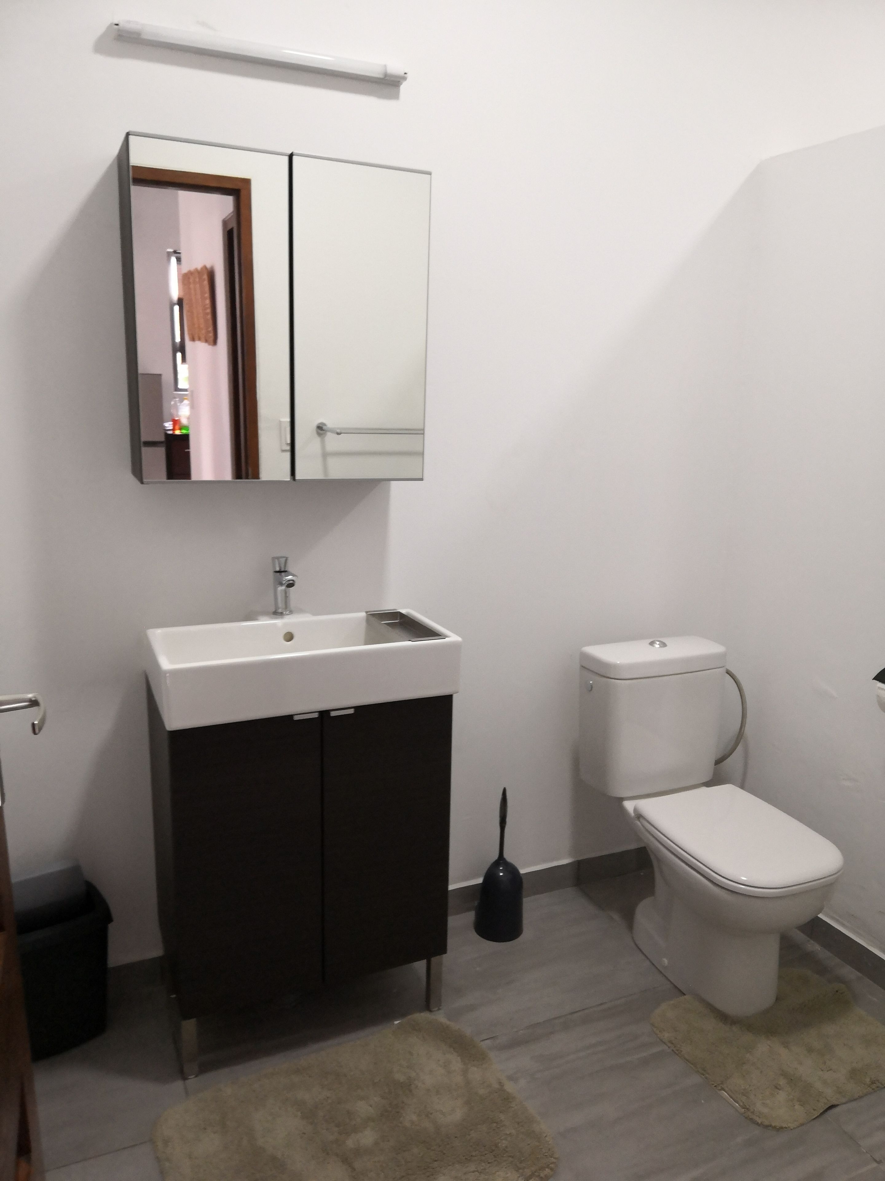 Apartment, 2 Bedrooms (3 Guests) | Bathroom | Shower, towels, soap, toilet paper