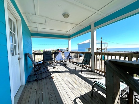 Property grounds. Gone Coastal - Coastal Realty Group