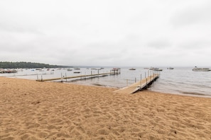 Beach nearby - Cheerful Single Level Home w/ Shared Beach on Sebago Lake! (Sebago)