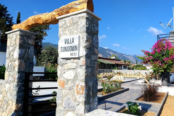 Entrance to Villa Orchard
