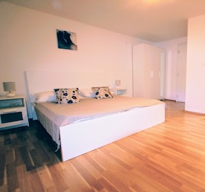 3 bedrooms, WiFi