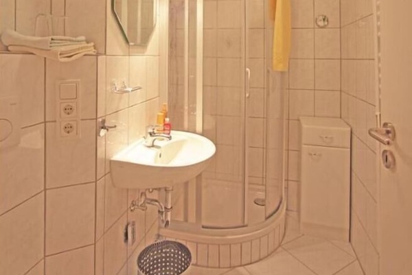 Appartement II - mit Balkon und moderner Einrichtung-Appartement Haus Salzburg