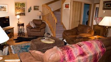 Télévision, cheminée