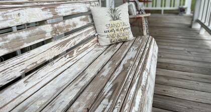 ☆ Vintage Downtown Shotgun Home by LSU ☆ Washer/Dryer ☆ Se Habla Espanol