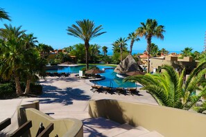 Udendørs pool, opvarmet pool