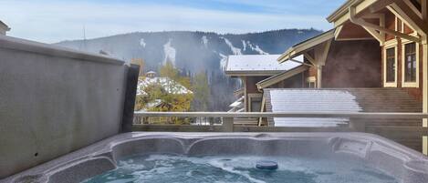 室外 SPA 浴池