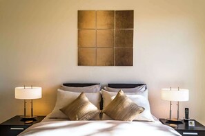 3 Schlafzimmer, Schreibtisch, Bügeleisen/Bügelbrett, kostenloses WLAN