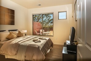 2 soverom, strykejern/-brett, wi-fi (inkludert) og sengetøy