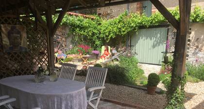 Maison La Roche B&B Chambre d’hôtes L’isle Jourdain 86150 Circuit Val du Vienne