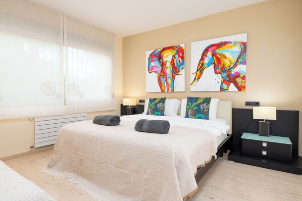 4 habitaciones, wifi gratis y ropa de cama 