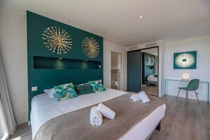6 室のベッドルーム、アイロン / アイロン台、WiFi、ベッドシーツ