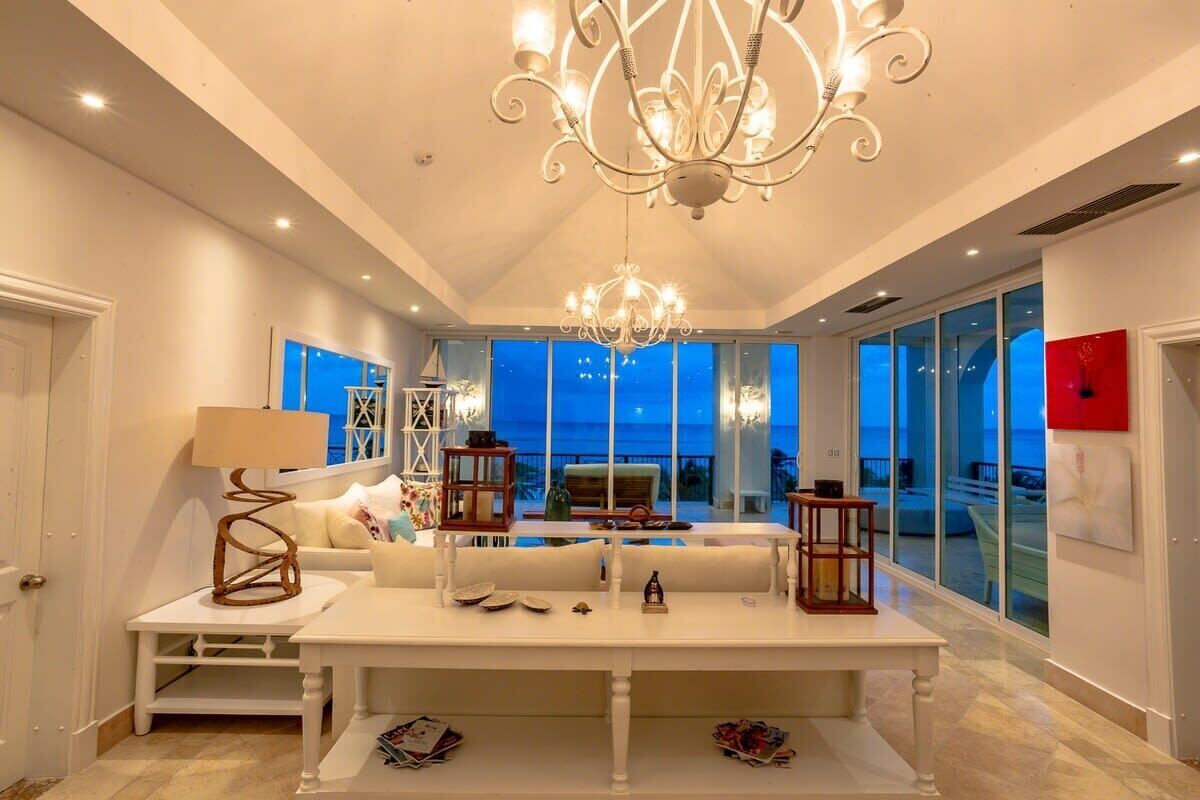 Luxus Oceanblue Penthouse | Elevated Beachfront Living In Cap Cana - Punta Cana
