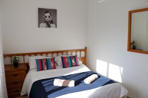 6 dormitorios, tabla de planchar con plancha, wifi gratis y ropa de cama