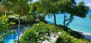 Property grounds - Merlin Bay - Villa Eden on the Sea (Holetown)