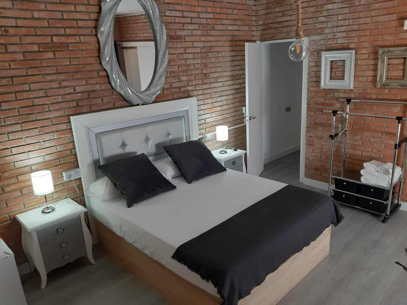 11 chambres, lit parapluie, Wi-Fi gratuit, draps fournis