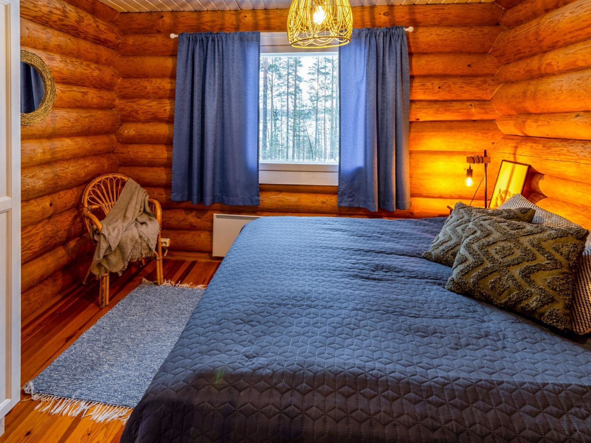 2 bedrooms