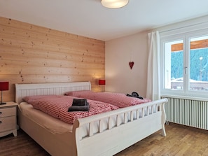 3 bedrooms, WiFi